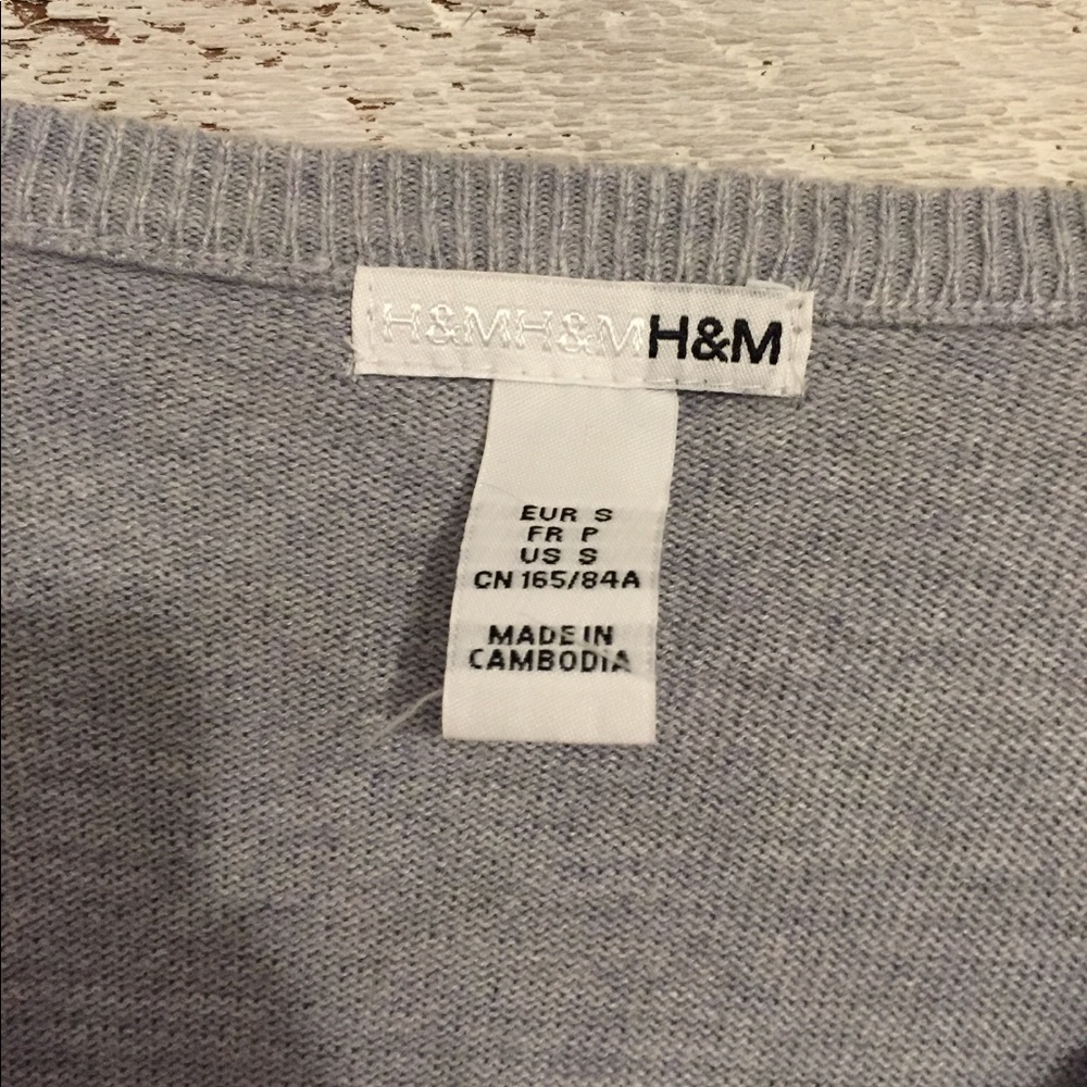 H&M sweater - Picture 3 of 5